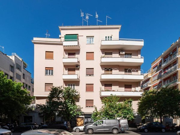 appartamento in vendita a Roma in zona Gianicolense