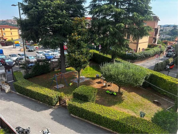 appartamento in vendita a Roma in zona Prima Porta