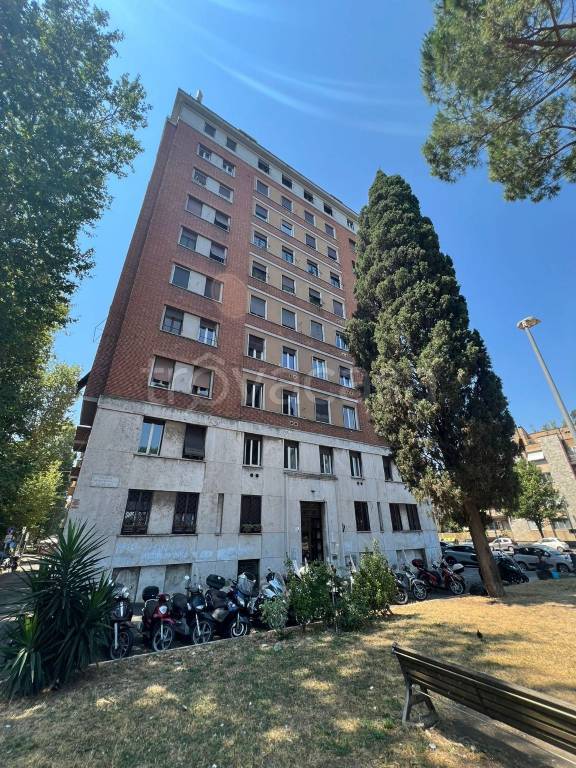 appartamento in vendita a Roma in zona Della Vittoria