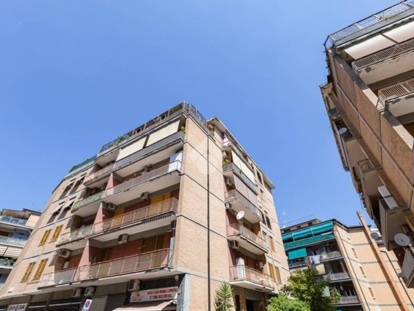 appartamento in vendita a Roma in zona Collatino