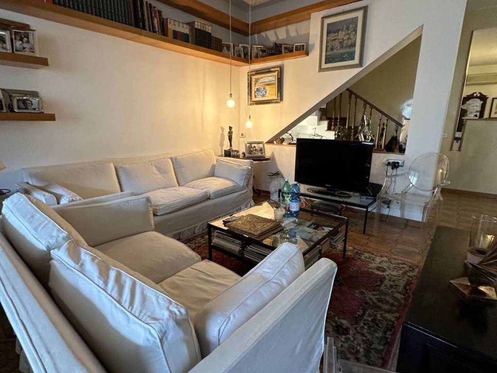 casa indipendente in vendita a Roma in zona Axa