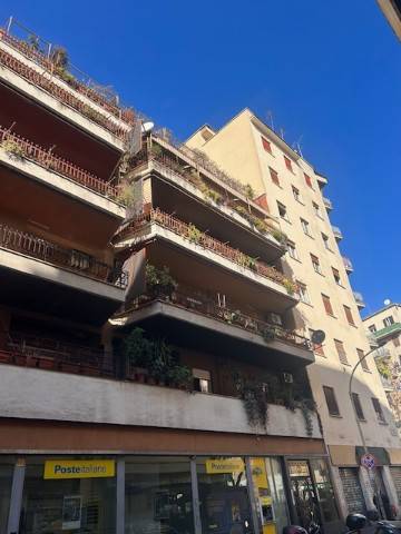appartamento in vendita a Roma in zona Tuscolano