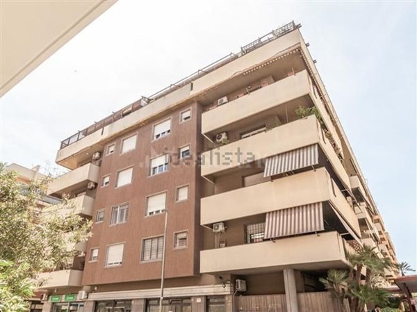 appartamento in vendita a Roma in zona Ostia