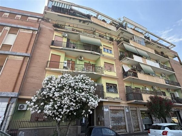 appartamento in vendita a Roma in zona Ostia