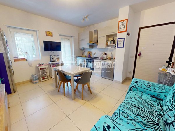 appartamento in vendita a Roma in zona Selva Candida