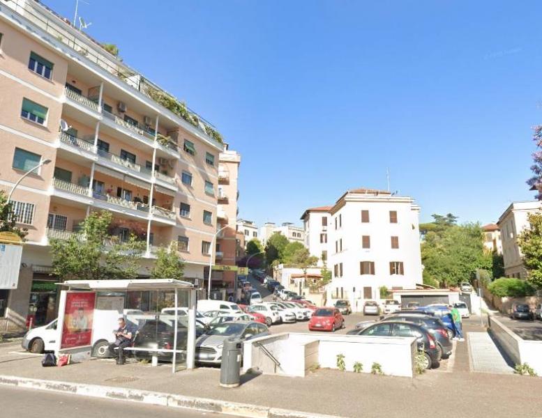 locale commerciale in vendita a Roma in zona Gianicolense