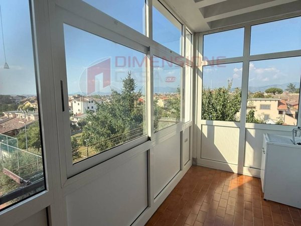 appartamento in vendita a Roma in zona Lunghezza
