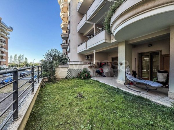 appartamento in vendita a Roma in zona Acilia