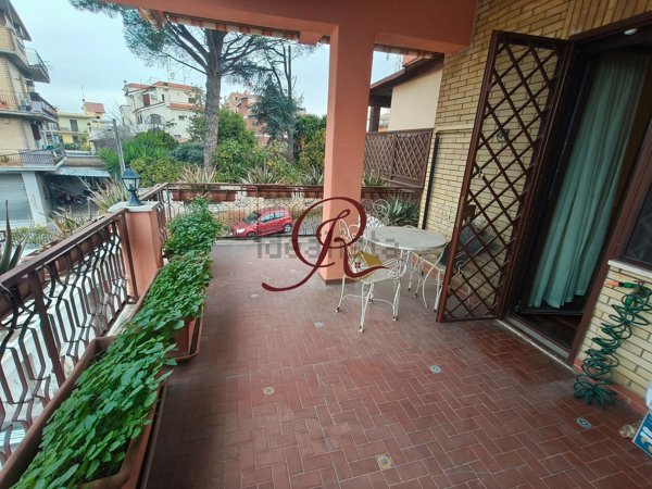 appartamento in vendita a Roma in zona Palmarola