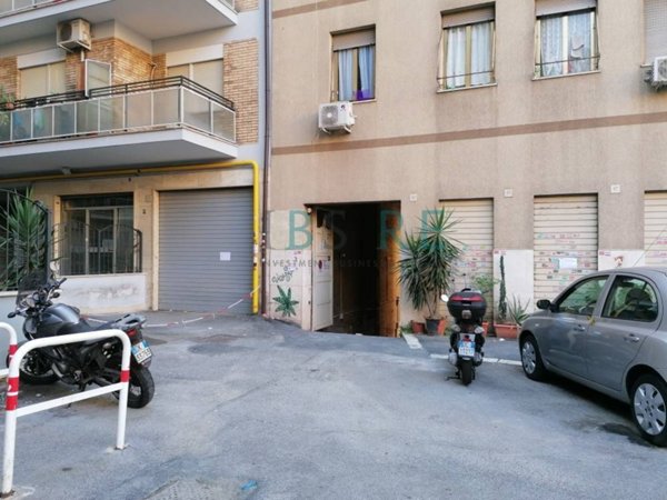 locale commerciale in vendita a Roma in zona Tiburtino