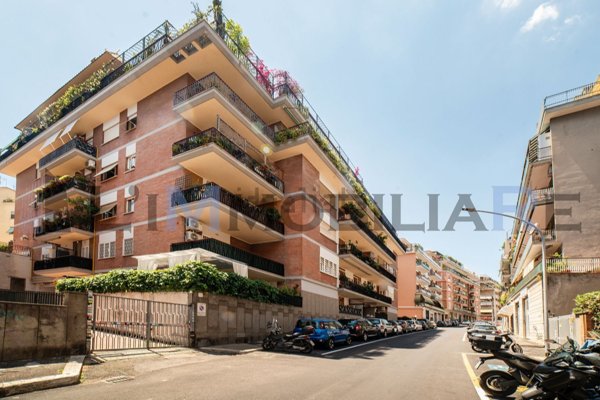 appartamento in vendita a Roma in zona Gianicolense