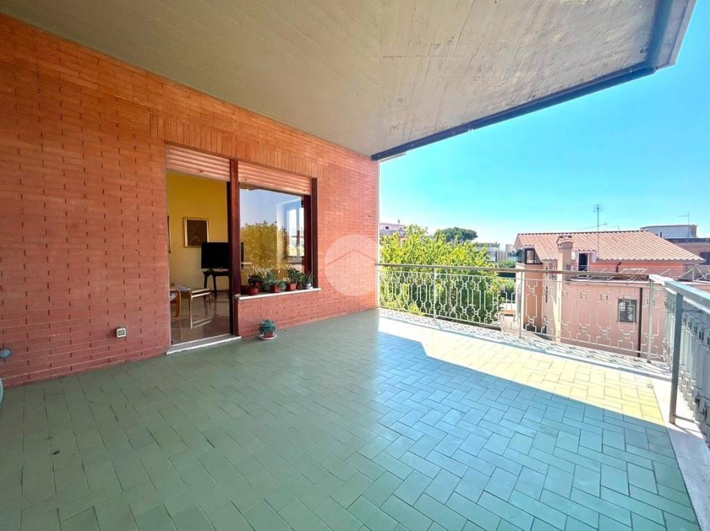 appartamento in vendita a Roma in zona Portuense