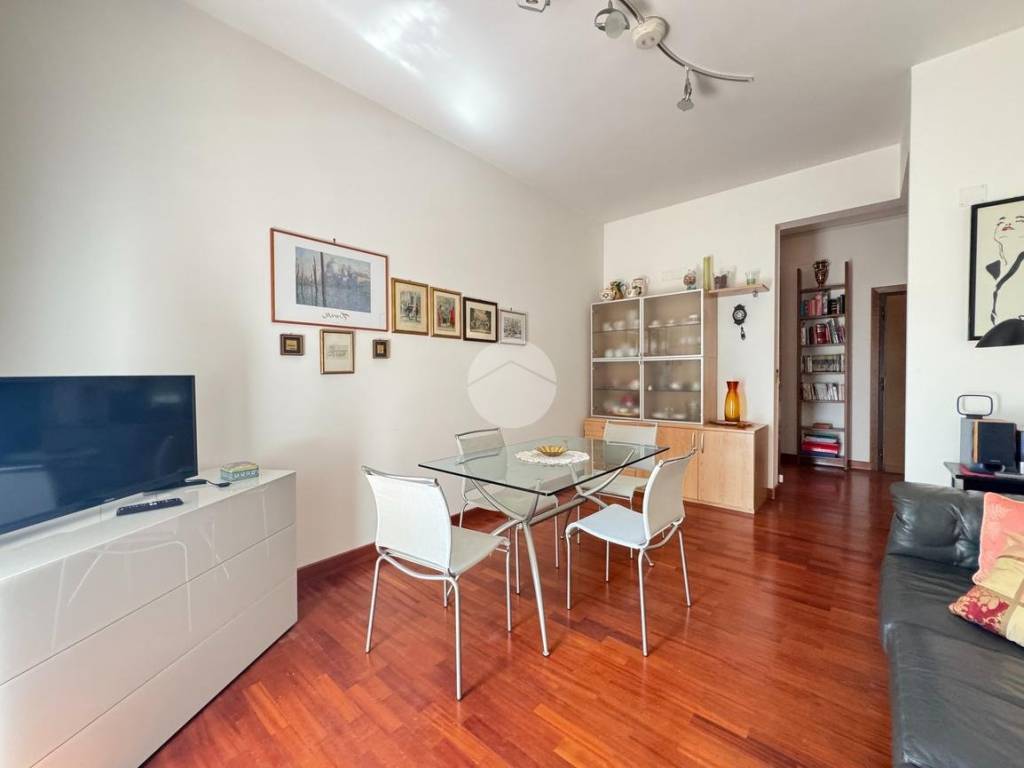 appartamento in vendita a Roma in zona Appio Latino