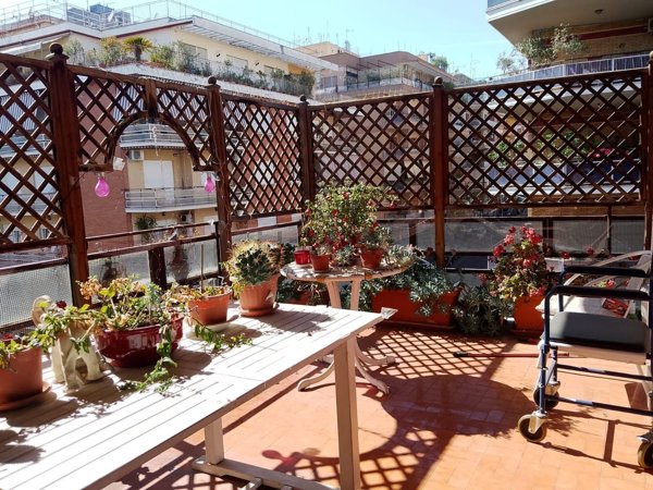 appartamento in vendita a Roma