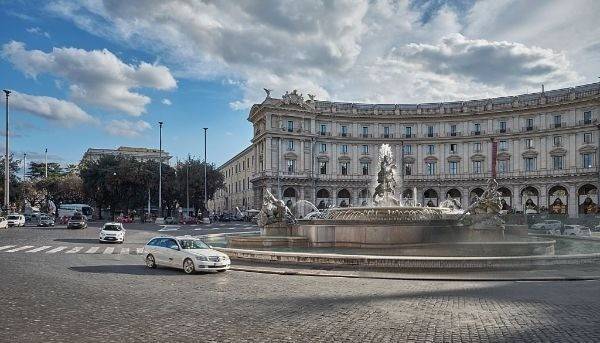 negozio in vendita a Roma in zona Castro Pretorio