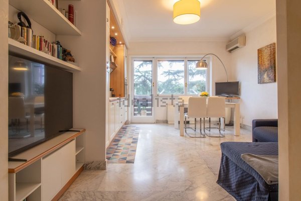appartamento in vendita a Roma in zona Vigna Murata