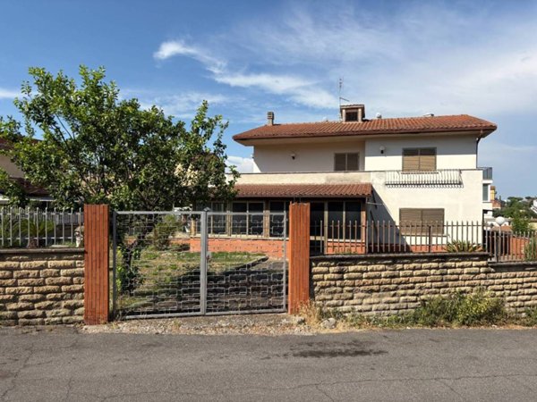 casa indipendente in vendita a Roma in zona Casalotti