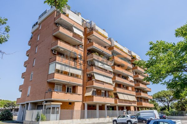 appartamento in vendita a Roma in zona Osteria del Curato