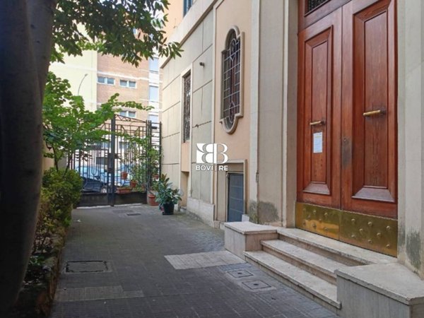 appartamento in vendita a Roma in zona Tuscolano