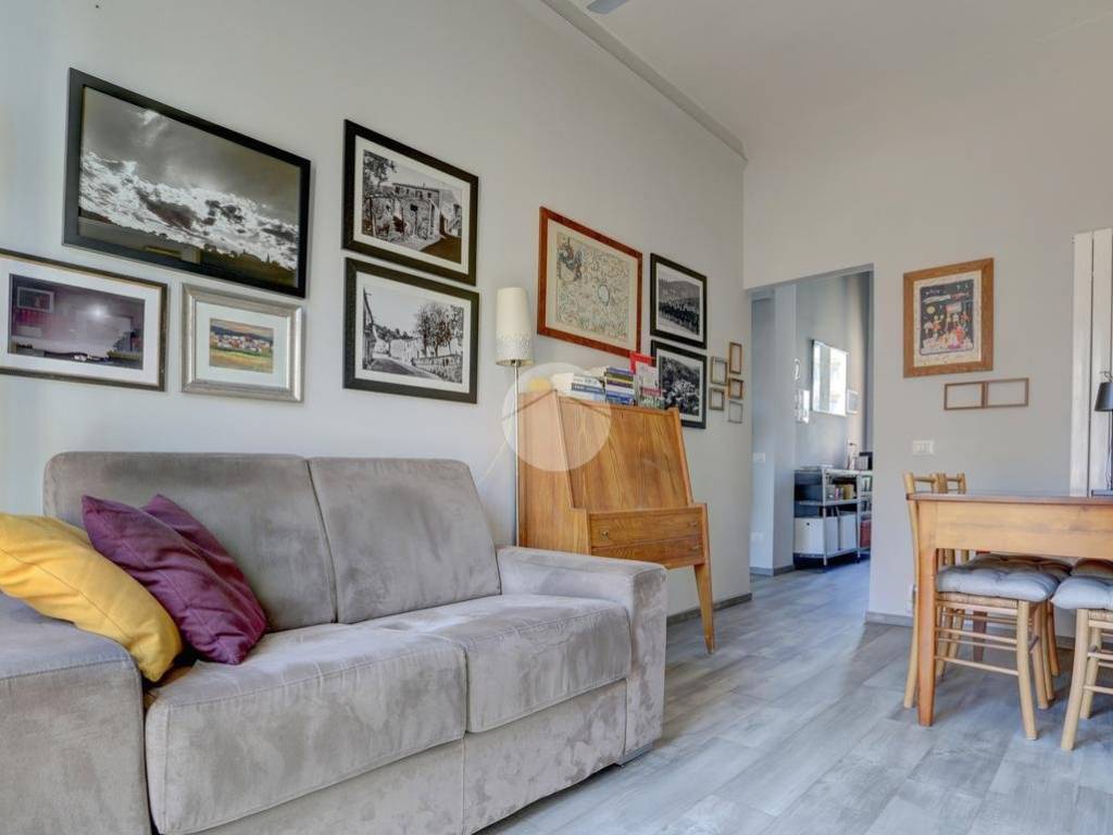 appartamento in vendita a Roma in zona Tuscolano