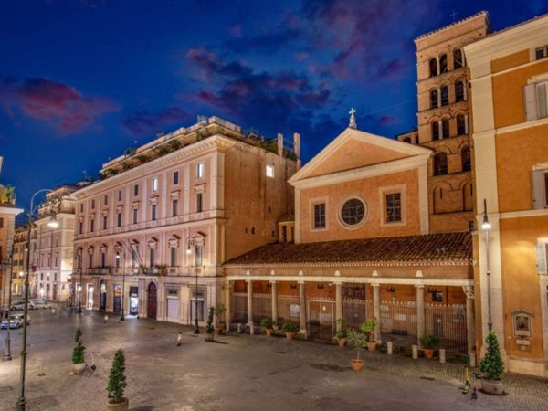 negozio in vendita a Roma in zona Campo Marzio
