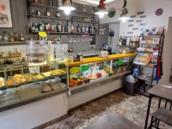 negozio in vendita a Roma in zona Nomentano