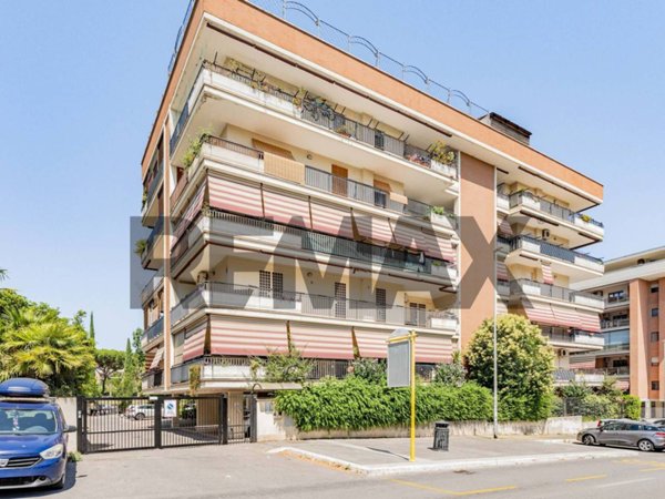 appartamento in vendita a Roma in zona Ponte di Nona
