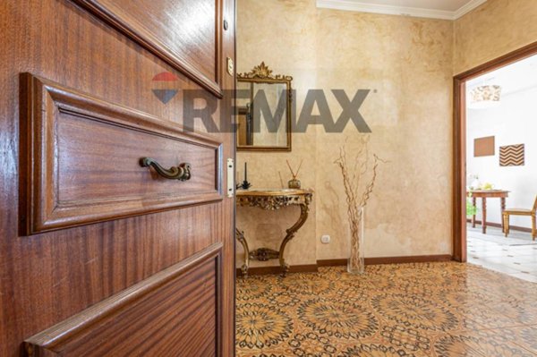 appartamento in vendita a Roma in zona Ostia