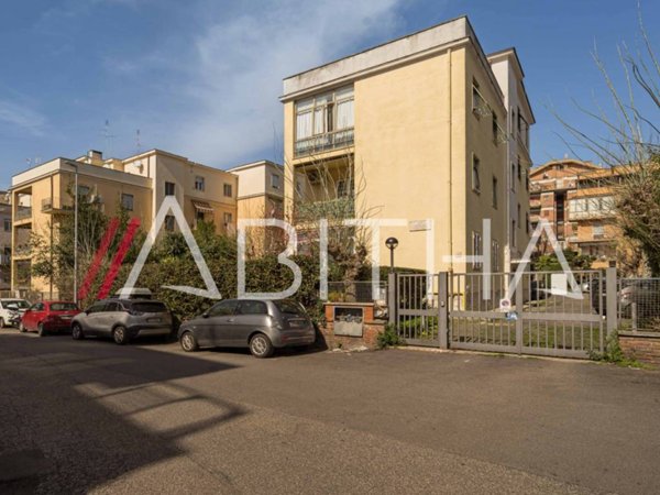appartamento in vendita a Roma in zona Monte Sacro/Talenti