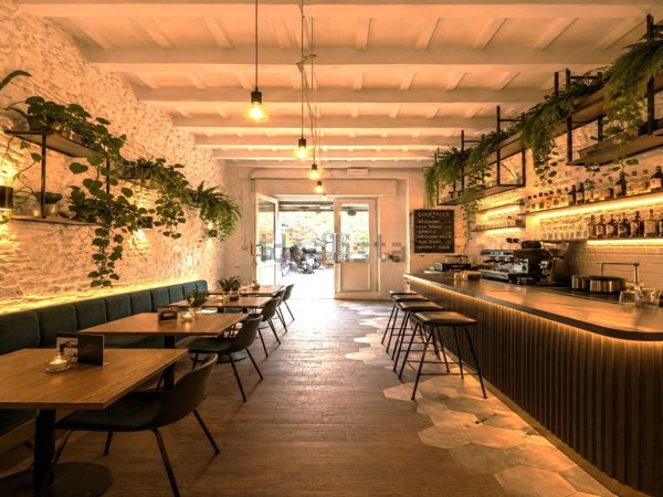 locale commerciale in vendita a Roma in zona Trastevere