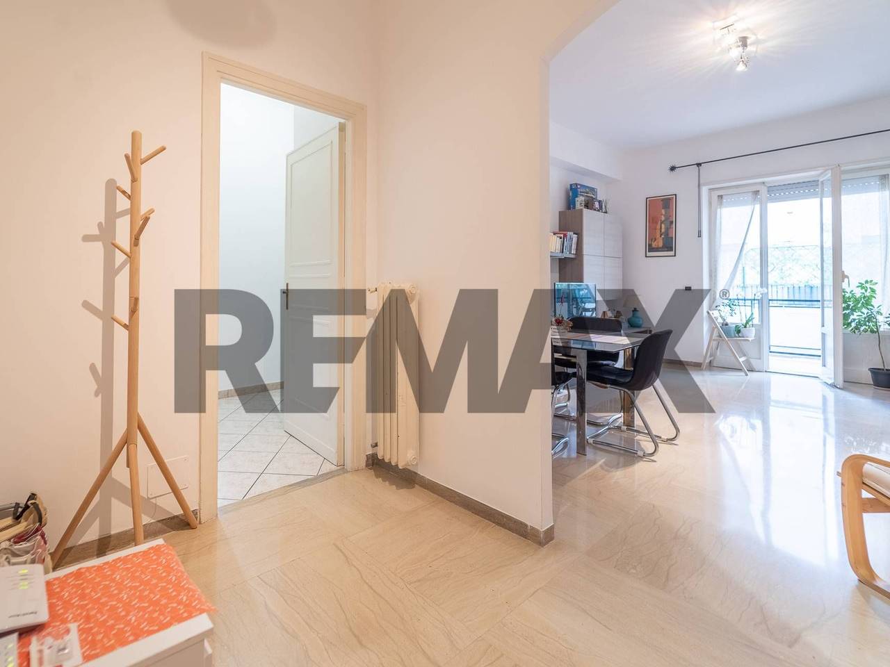 appartamento in vendita a Roma in zona EUR