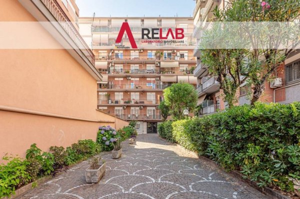 appartamento in vendita a Roma in zona Appio Claudio
