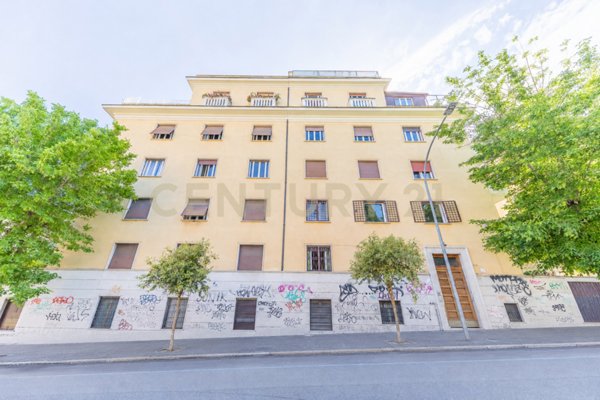 appartamento in vendita a Roma in zona Nomentano
