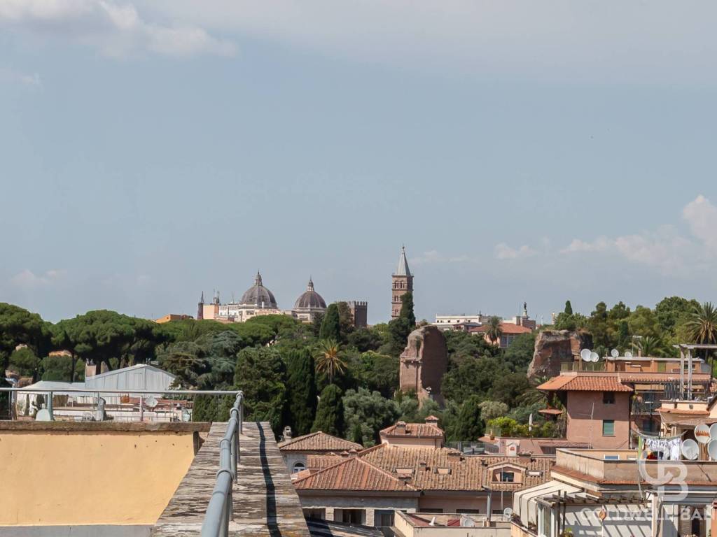 appartamento in vendita a Roma in zona Celio