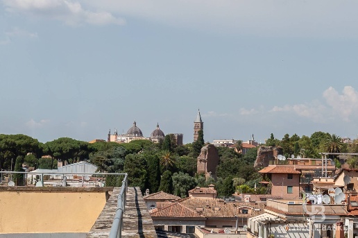 appartamento in vendita a Roma in zona Celio