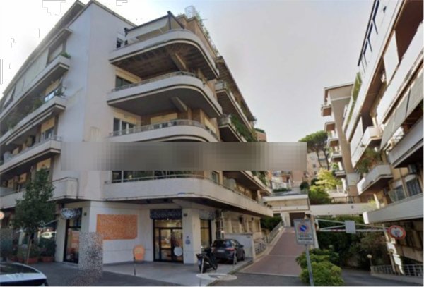 negozio in vendita a Roma in zona Aurelio