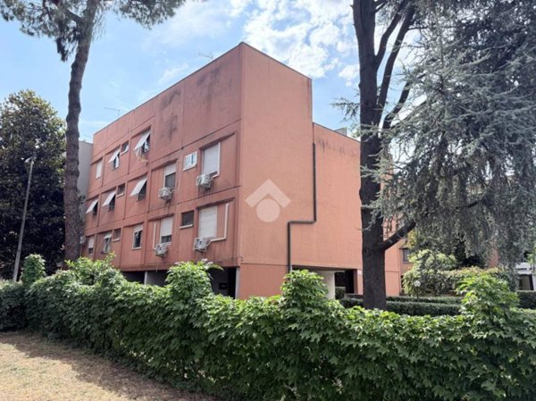 appartamento in vendita a Roma in zona Prenestino-Labicano