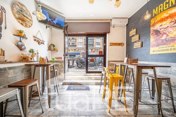 negozio in vendita a Roma in zona Portuense