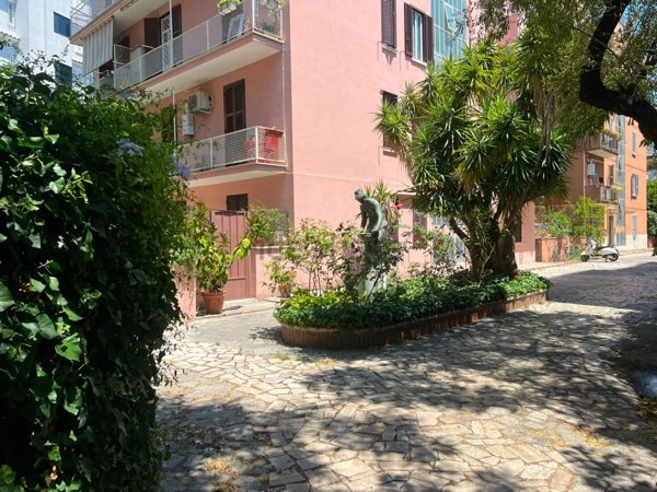 appartamento in vendita a Roma in zona Gianicolense