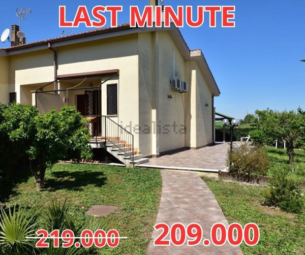 casa indipendente in vendita a Roma in zona Spregamore