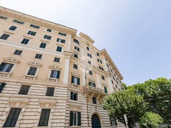 appartamento in vendita a Roma in zona Trastevere