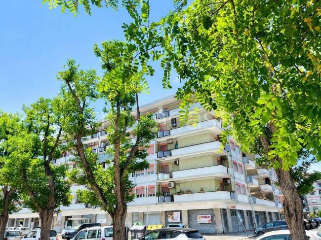 appartamento in vendita a Roma in zona Ostia