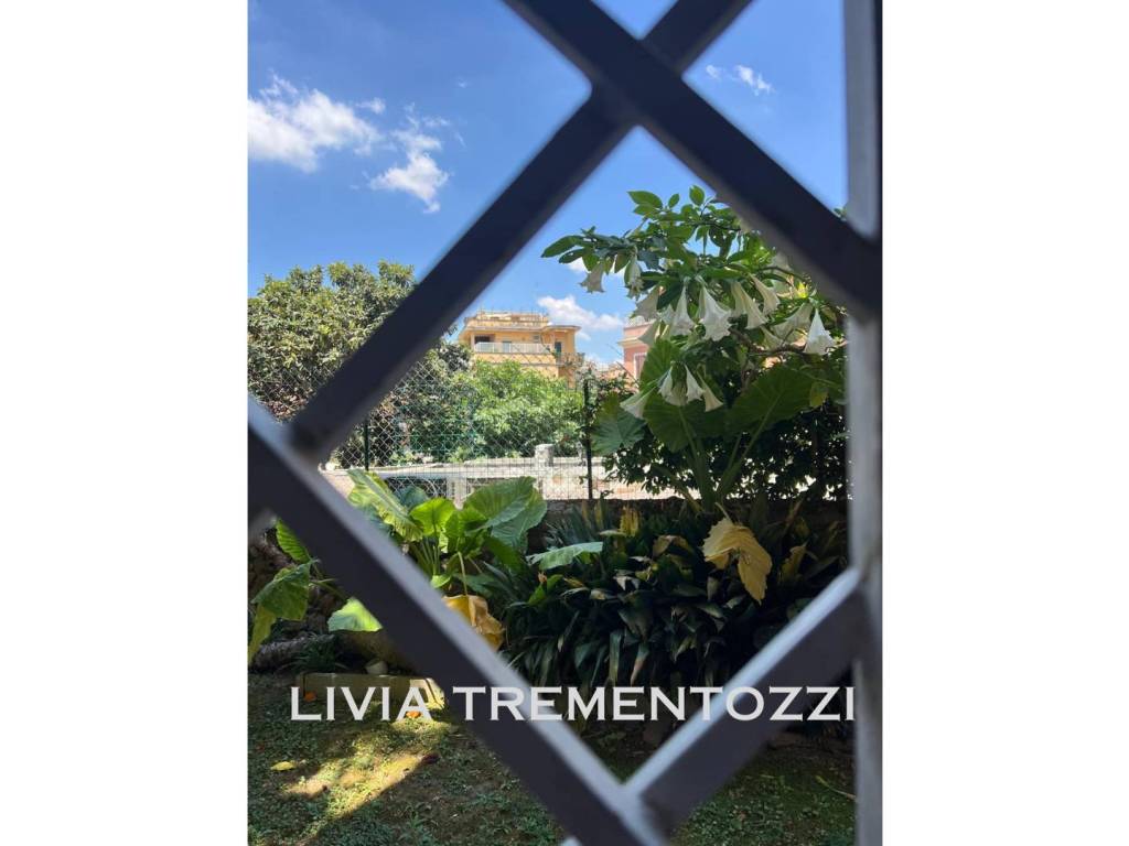 appartamento in vendita a Roma in zona San Saba - Ripa