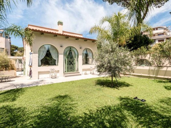 casa indipendente in vendita a Roma in zona Tor di Quinto