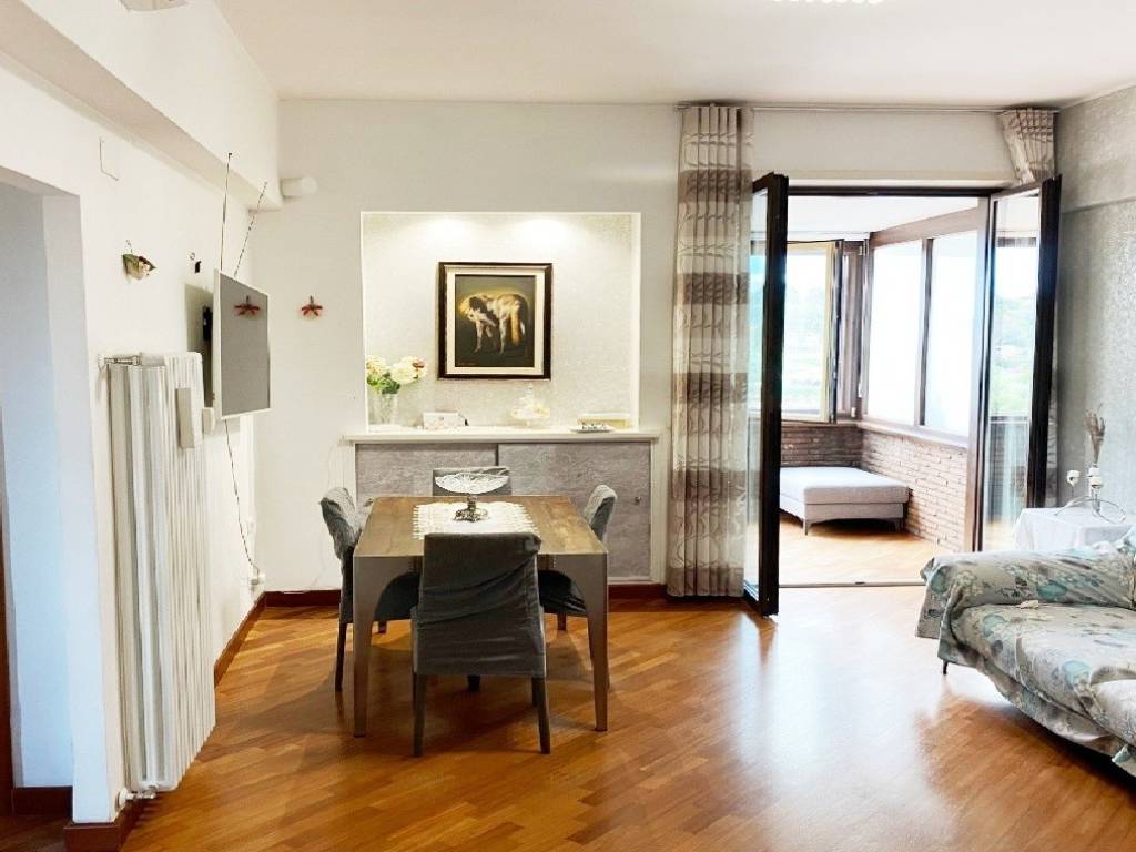 appartamento in vendita a Roma in zona Gianicolense