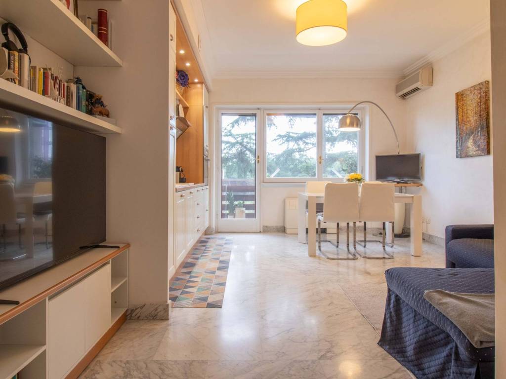 appartamento in vendita a Roma in zona Vigna Murata