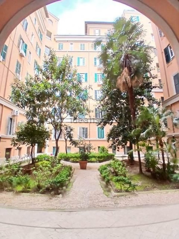 appartamento in vendita a Roma in zona Flaminio