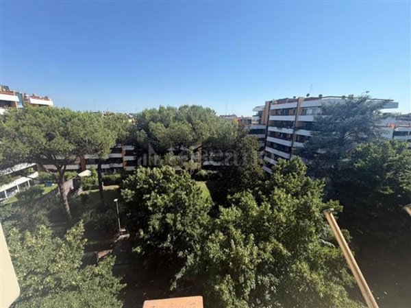 appartamento in vendita a Roma in zona Giuliano Dalmata