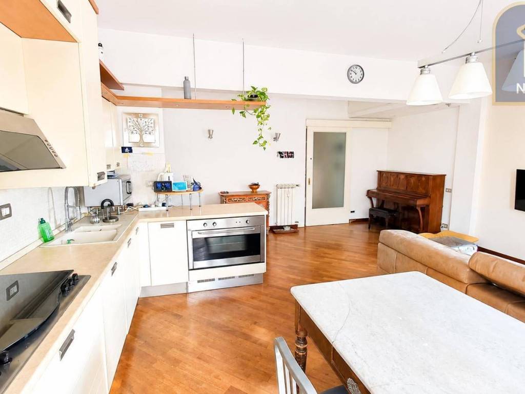 appartamento in vendita a Roma in zona Acilia