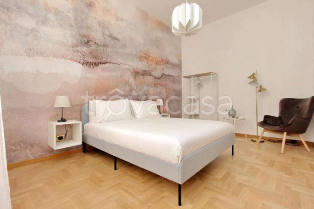negozio in vendita a Roma in zona Rione Monti/Campitelli